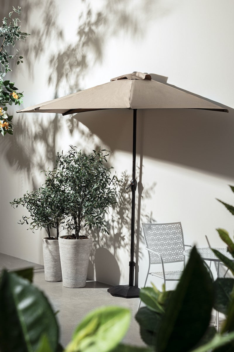 Ombrellone Mezzaluna 2.7 Tortora - Struttura in Acciaio Verniciato a Polvere, Telo in Poliestere 160gr/m2