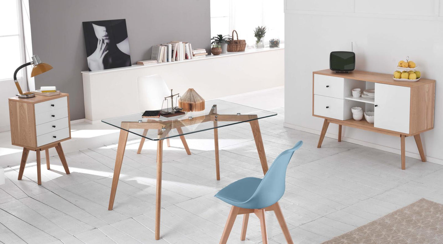 4x Polypropylenstühle und hellblauer Kunstledersitz 48,5x52x82h cm