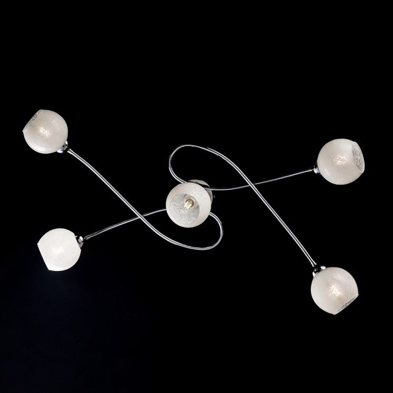 Deckenleuchte aus poliertem verchromtem Eisen mit weißen Gläsern 5 Leuchten 98x5xh. 19 cm