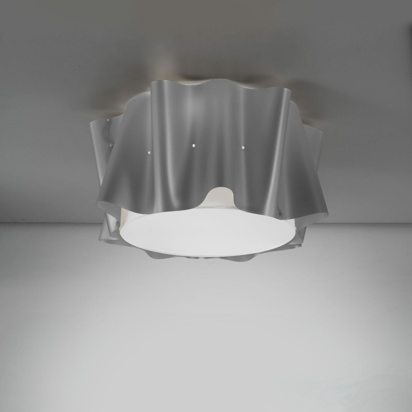 5-flammige silberne Deckenleuchte aus Metall cm. 60 x 32h