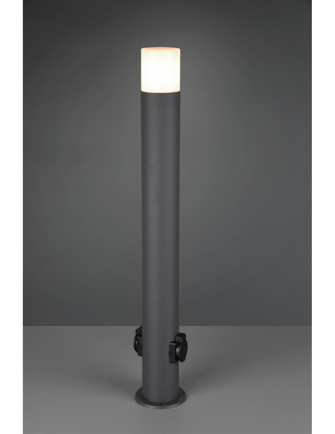 Hoosic 1xE27 Außenmast mit 2 anthrazitfarbenen Schuko-Steckdosen H80 cm IP44 Trio-Beleuchtung