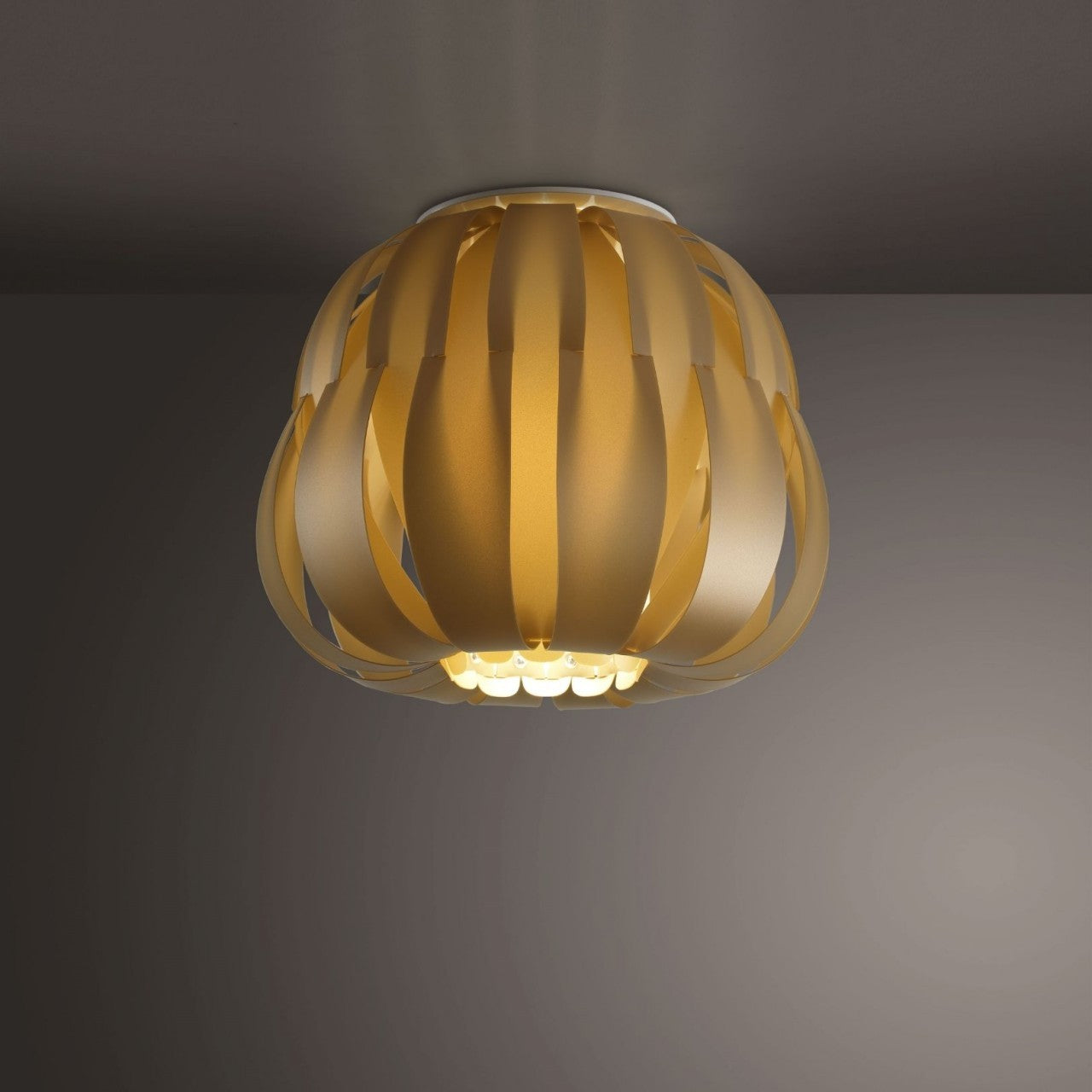 Neu Gold Deckenleuchte cm. 19:00 x 17:00 Uhr