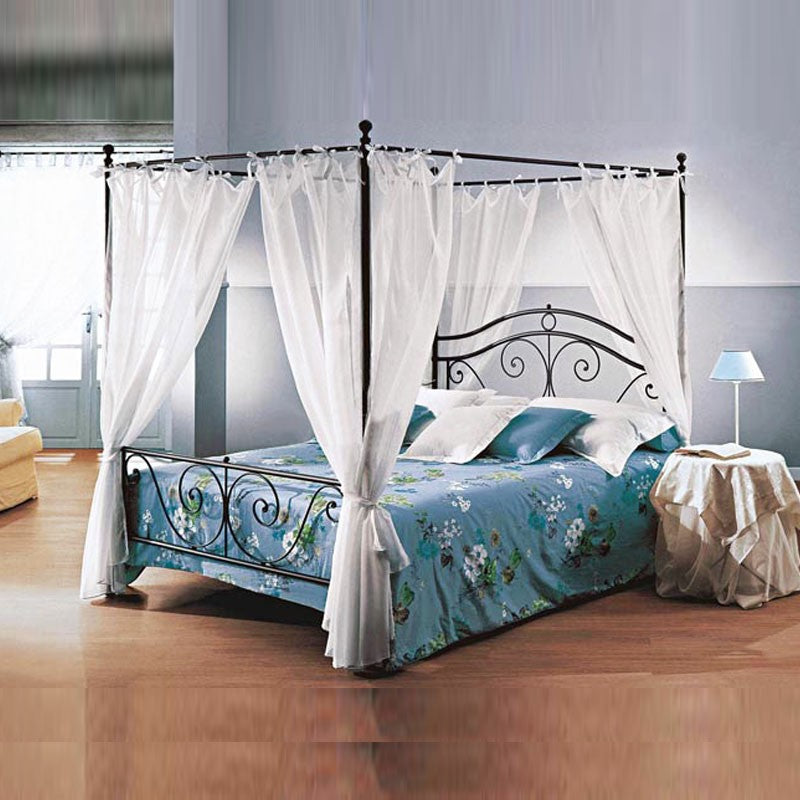 Doppelbett aus Eisen mit schwarzem Baldachin