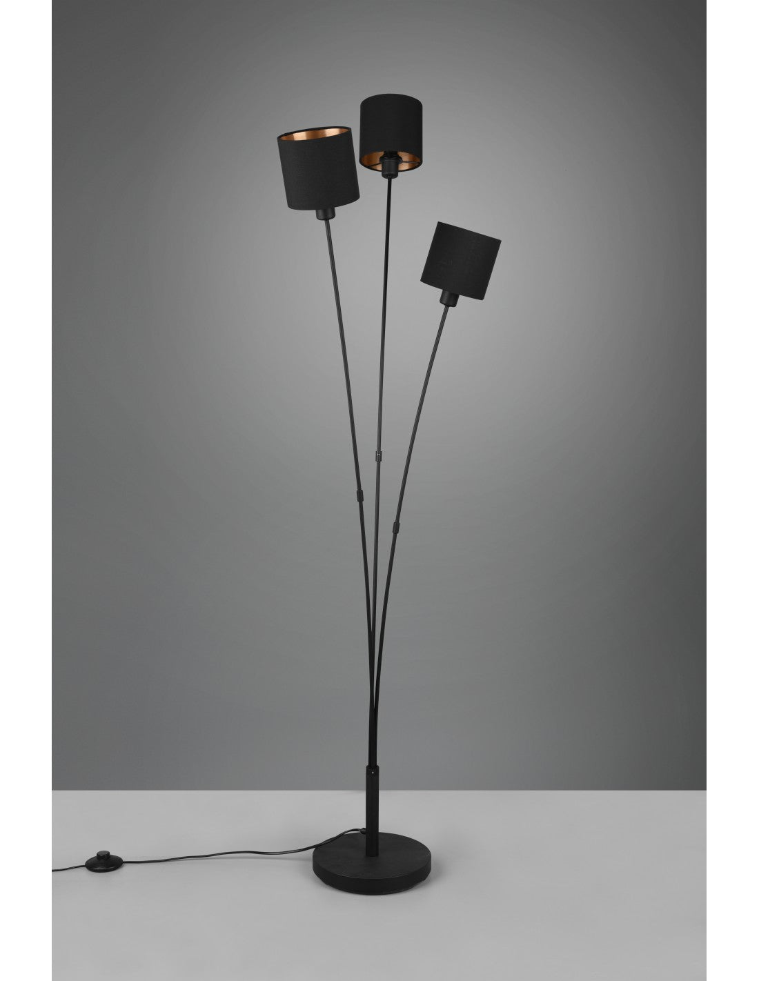 Tommy Stehlampe 3 Lampenschirme Schwarz und Gold Stoff Trio Beleuchtung