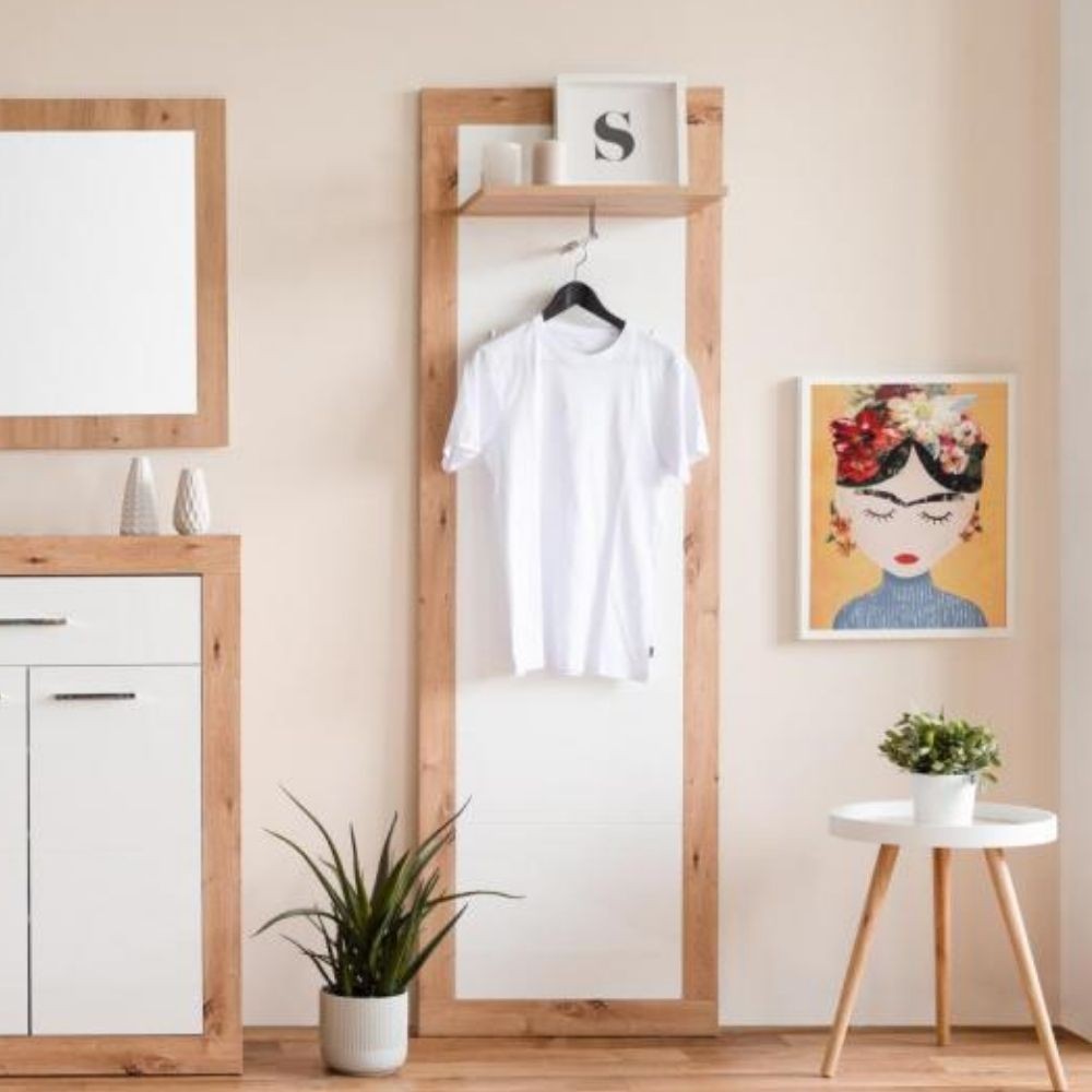 Wien 43 Garderobenpaneel für den Eingangsbereich in Weißeiche