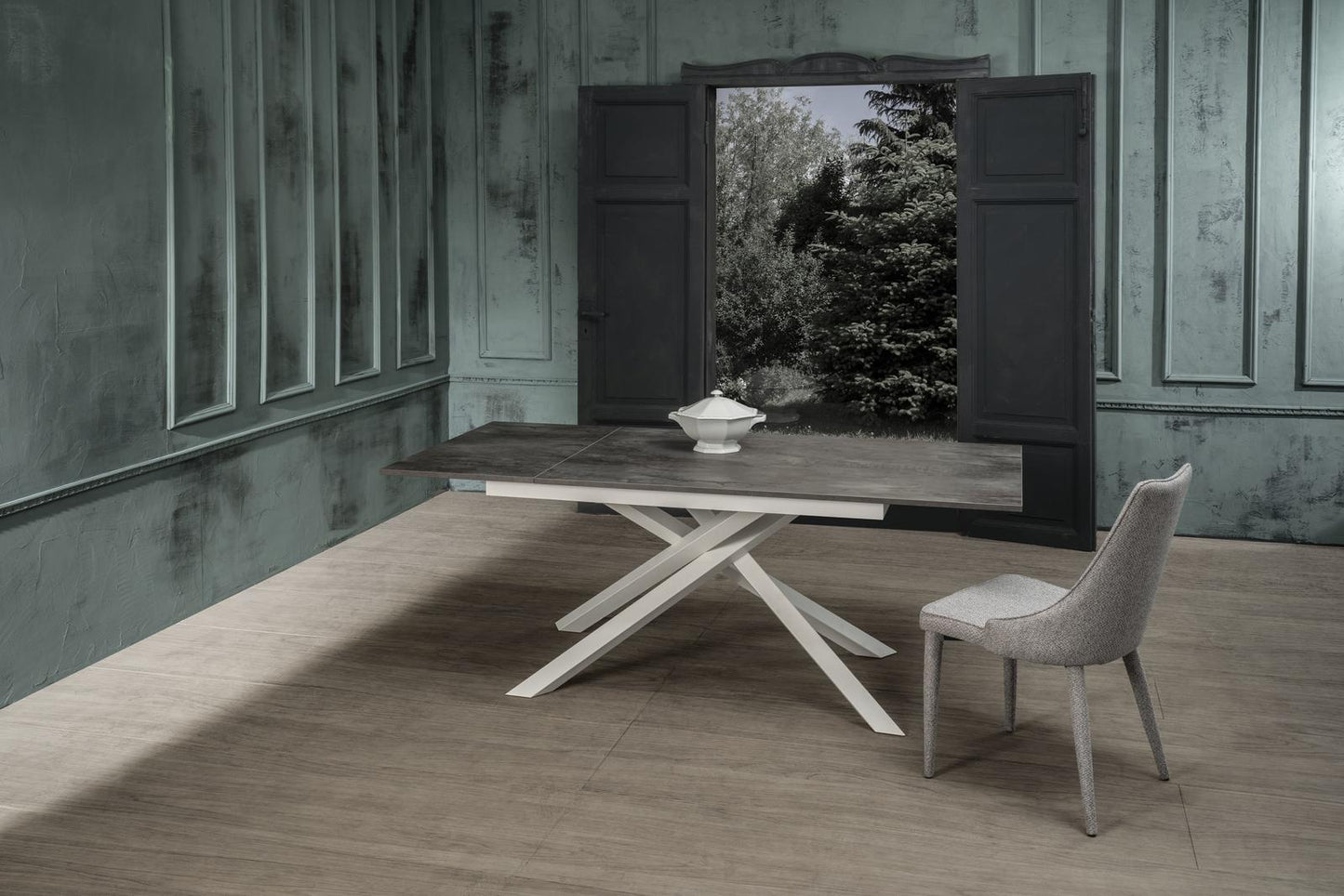 Ausziehbarer grau-weißer Betontisch 90 cm x 140-190 cm H. 76 cm