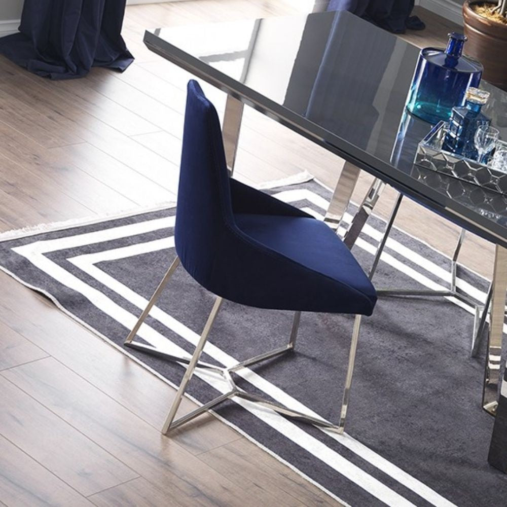 Enzio-Stuhl aus parlamentsblauem Stoff