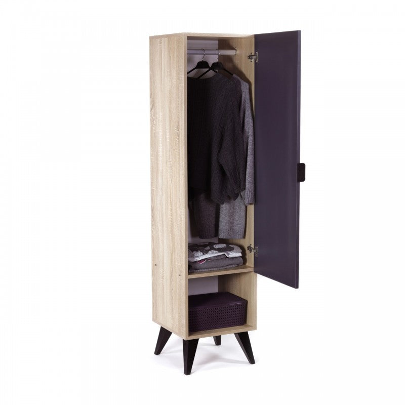 Hauptbekleidung Schlauch-Schlauch ist in cm 45 x 45x x 182 h transportiert.