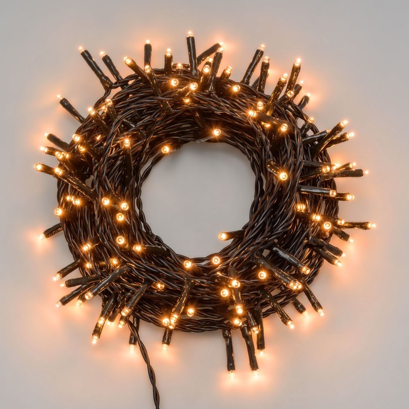 Traditionelle 60,5-m-Kette mit 1000 LEDs auf Rolle