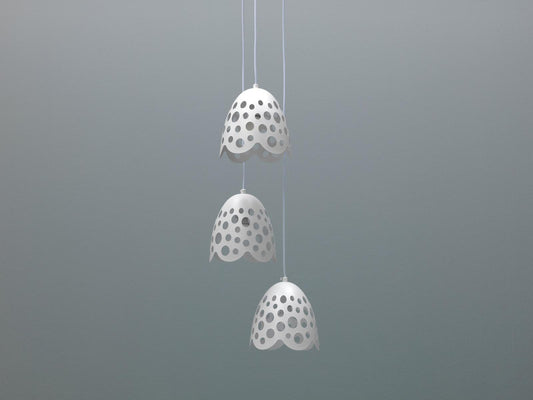 Blindsuspension mit weißem Metallparalumen D19, 5xD19, 5x125h cm