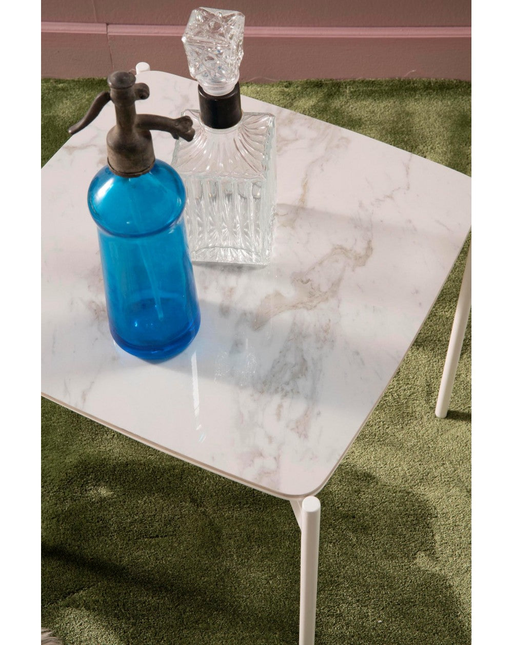 Couchtisch 45 x 45 x 45h – Efeu