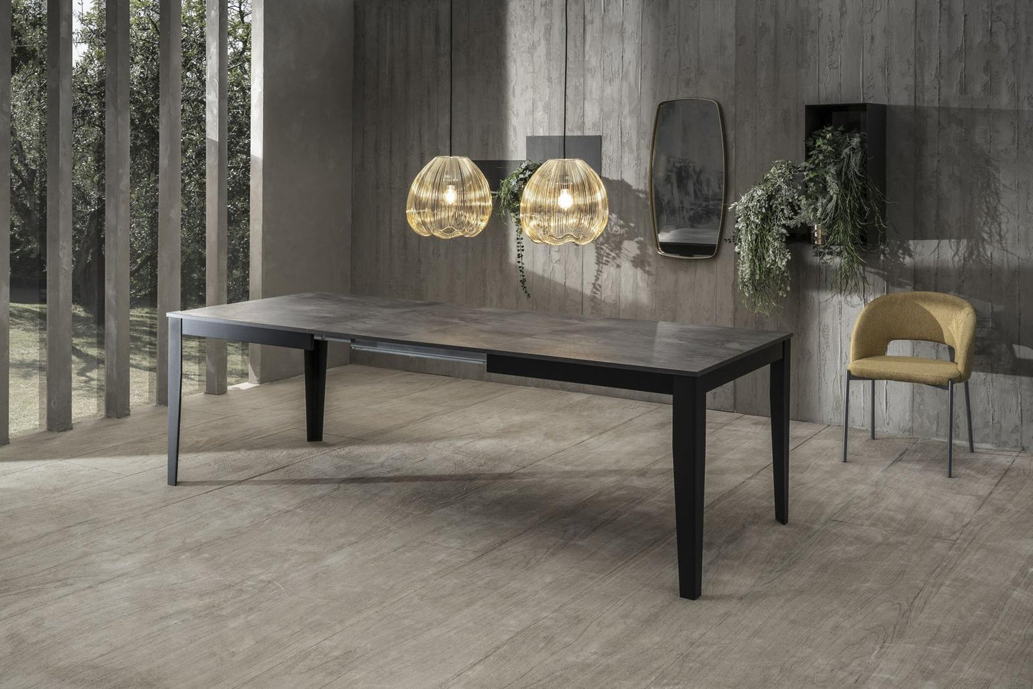 Ausziehbarer grauer Betontisch – schwarzes Metall 90 cm x 156 – 316 cm H. 76 cm