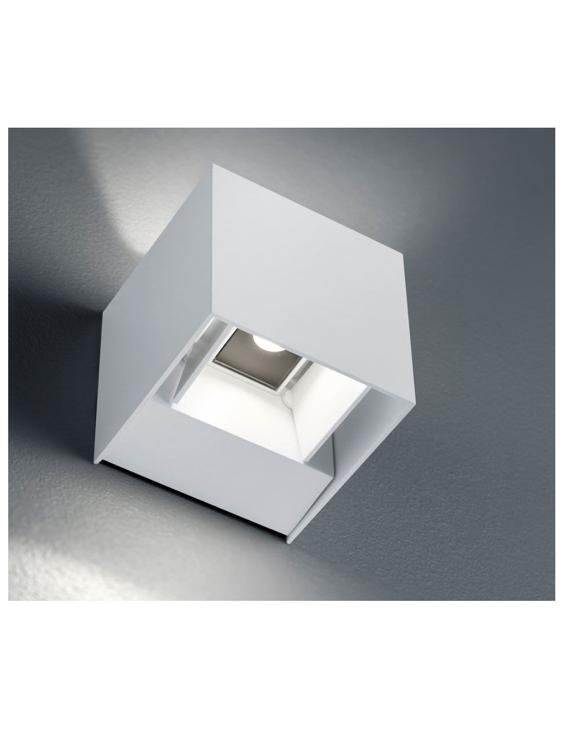 Cube Wandleuchte Double Emission LED Adaja White IP54 Trio Lighting