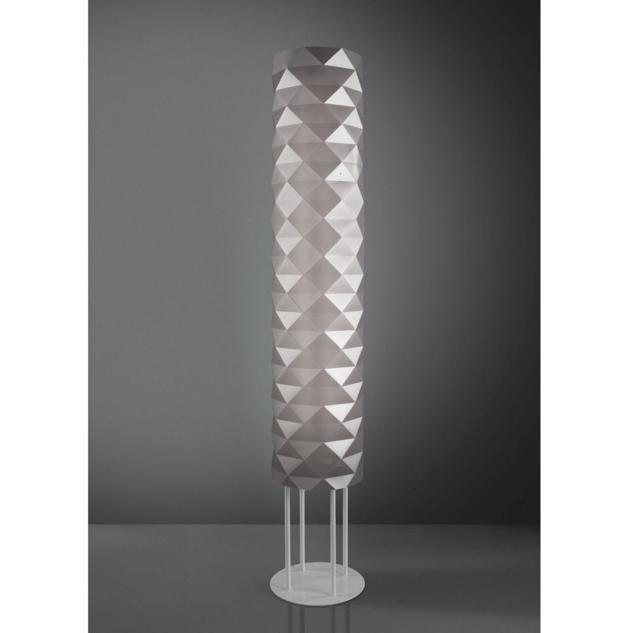 Mt Silver Base Stehlampe aus Metall 27 x 155h cm
