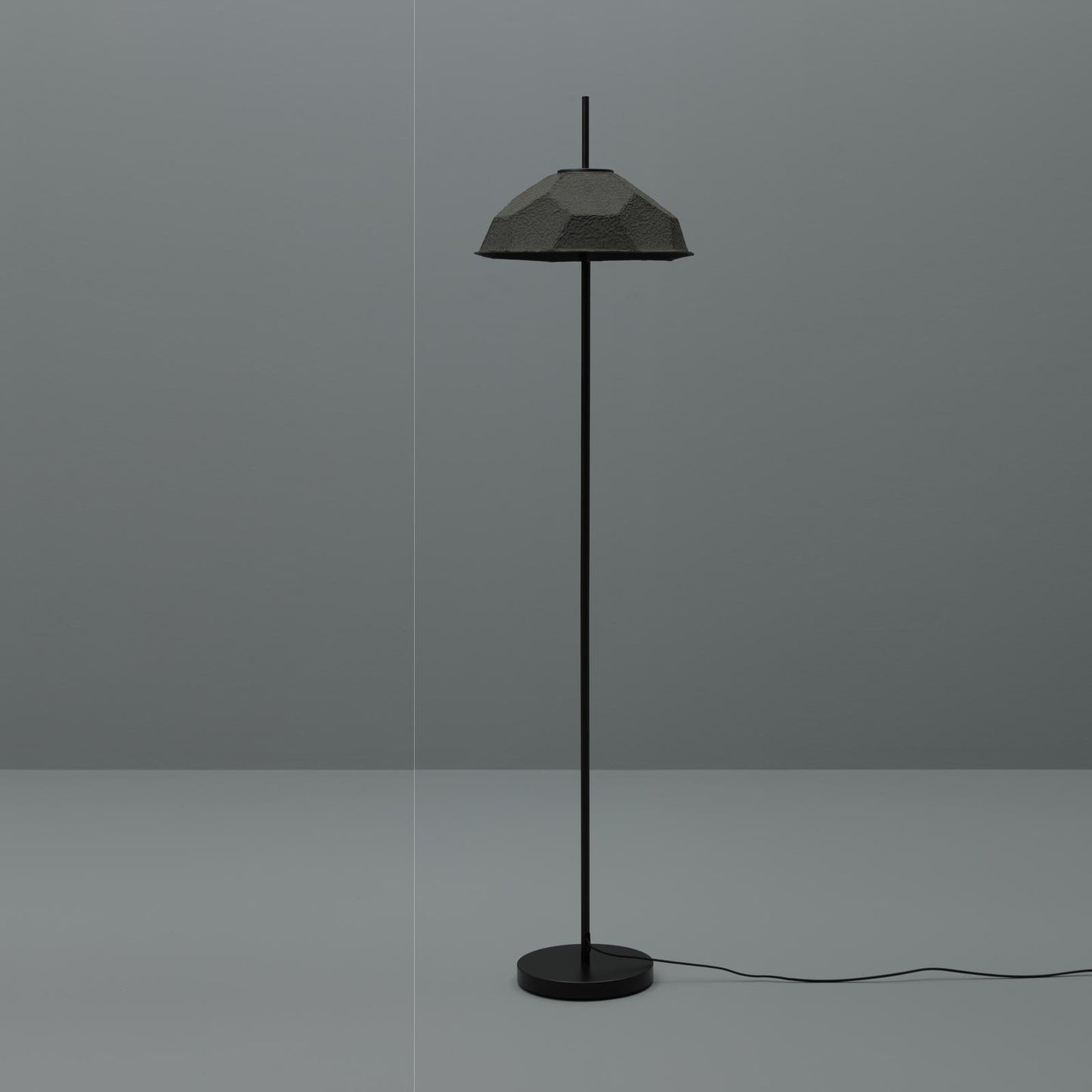 Blasenlampenschilder aus schwarzem Pappe D34xD34x160h cm