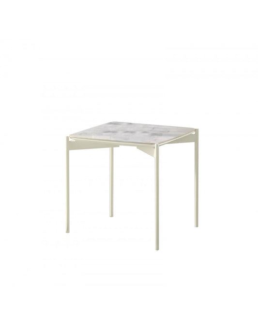 Couchtisch 45 x 45 x 45h – Efeu