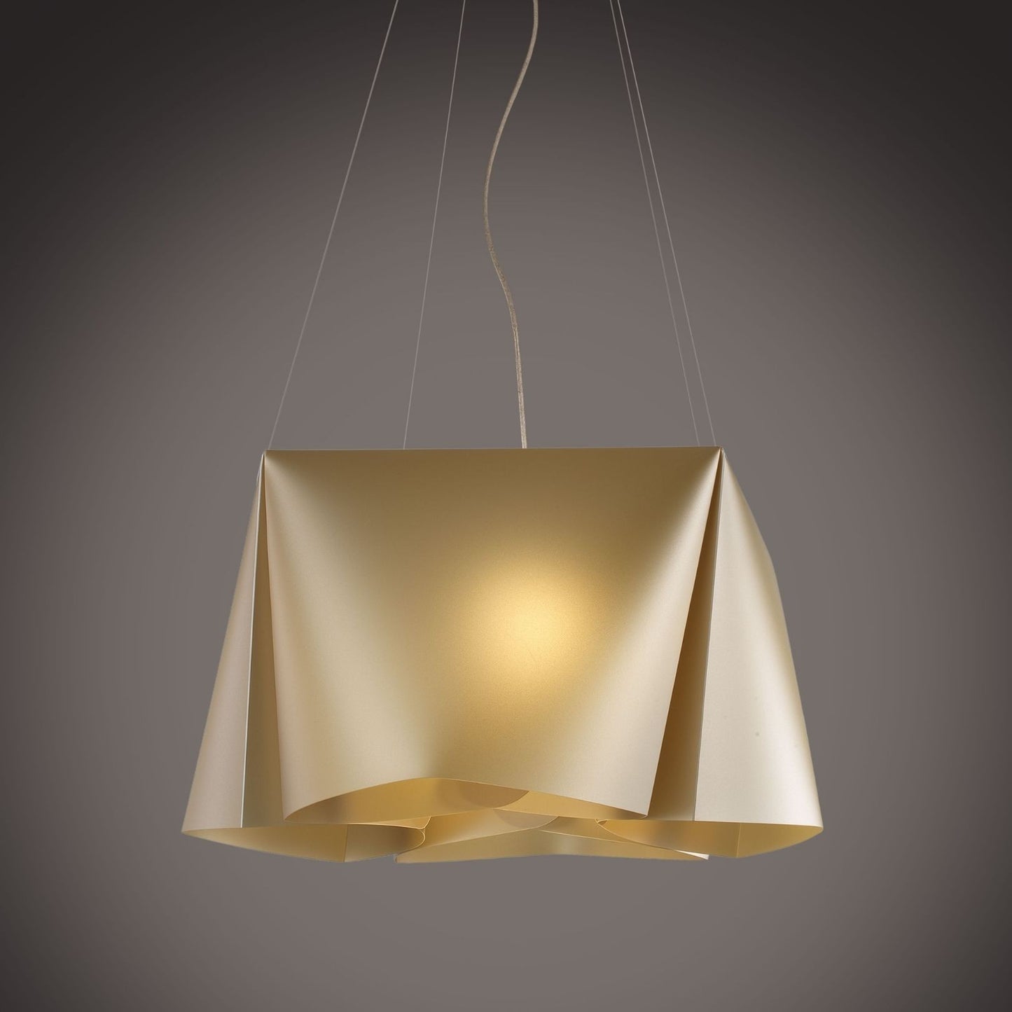 Neue goldene Aufhängung aus verchromtem Metall cm. 59 x 31h