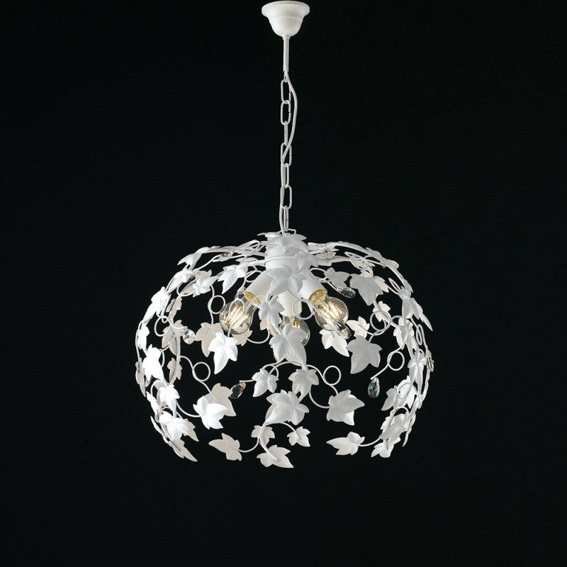 Schäbiger Kronleuchter aus Eisen, weißer Strassstein, drei Lichter, 50 x H45 cm, Efeu