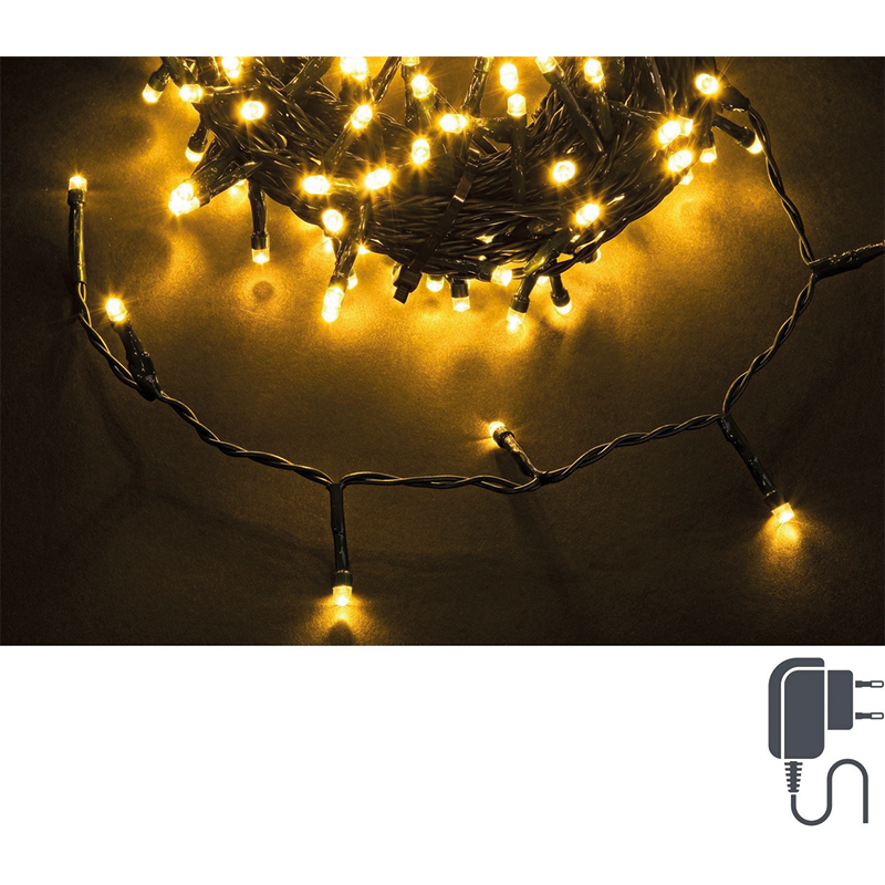 Gelbe Baumbeleuchtung mit 1500 LEDs