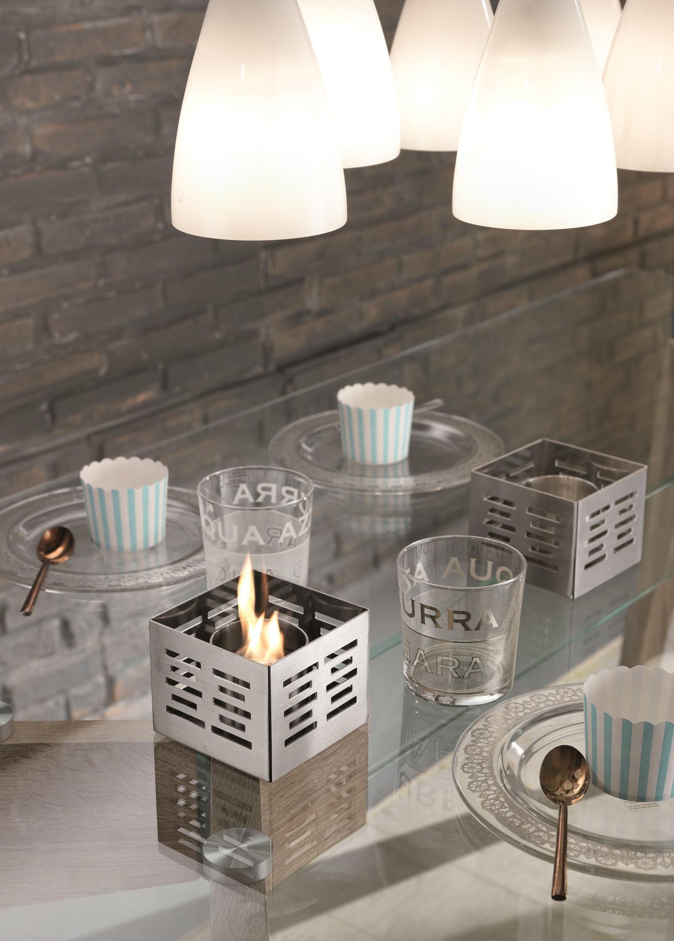 3x Set von 3 hellgrauen Stahl Bioamine 10x10x8h cm