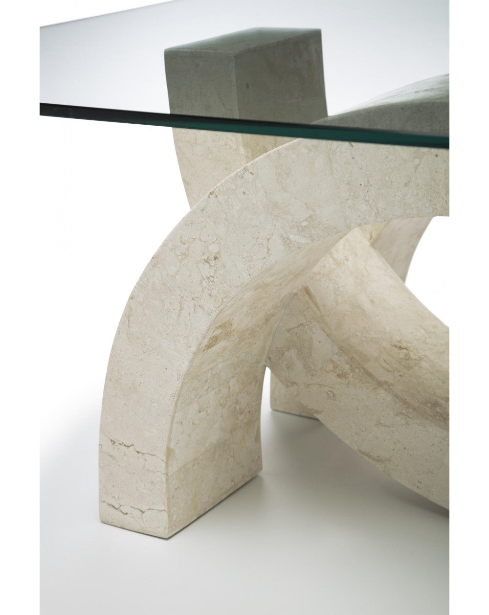 Transparent-beiger Couchtisch 70 cm x 120 cm H. 41 cm