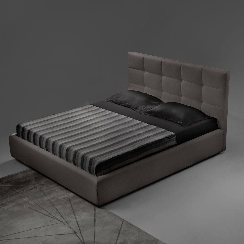 Napoli Doppelbett aus taubengrauem Stoff mit Behälter