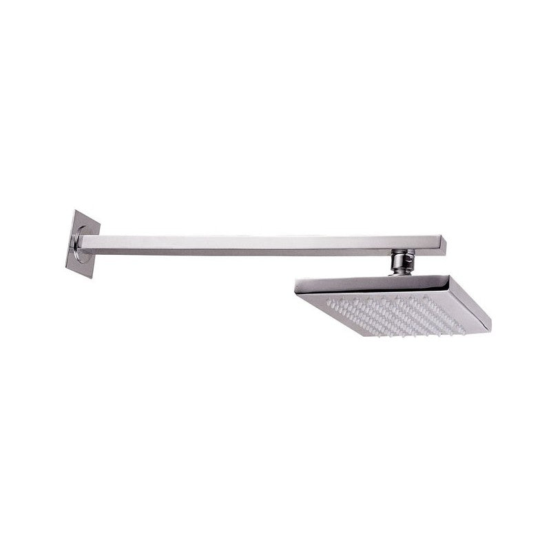 Duschkopf an der Wand verchromt