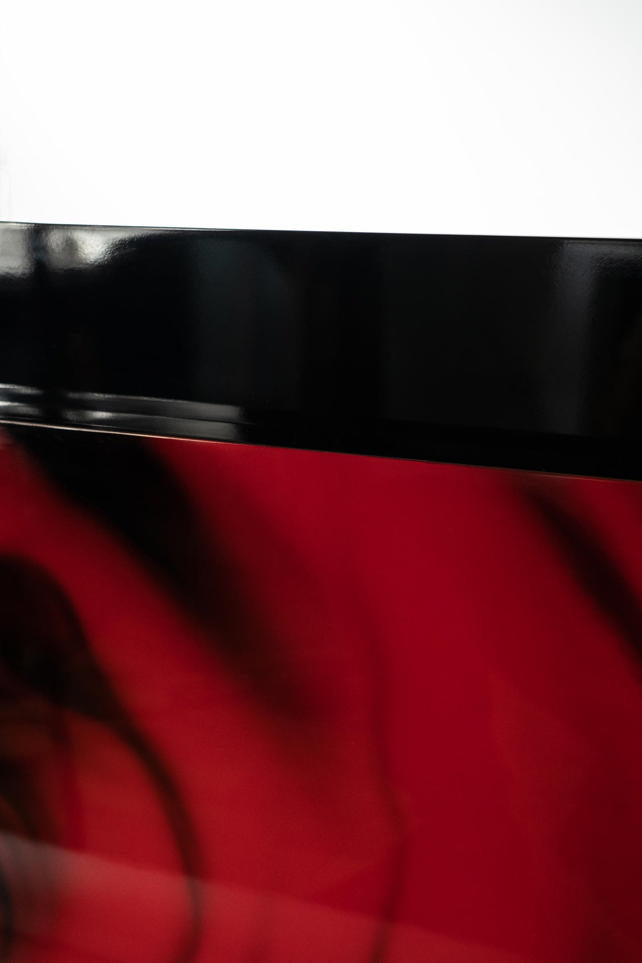 Dekorplatte mit weißem Holzfinish 80x110x4 cm