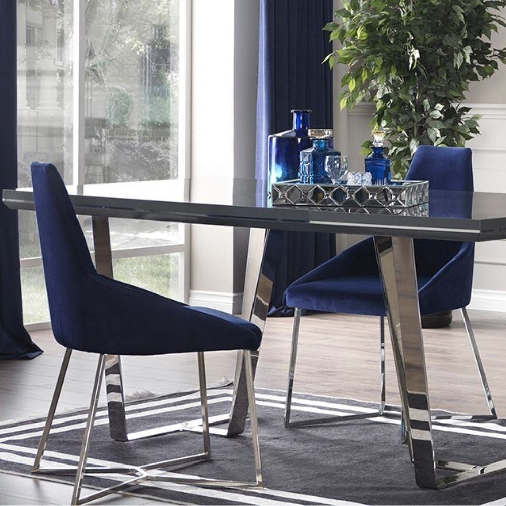 Enzio-Stuhl aus parlamentsblauem Stoff