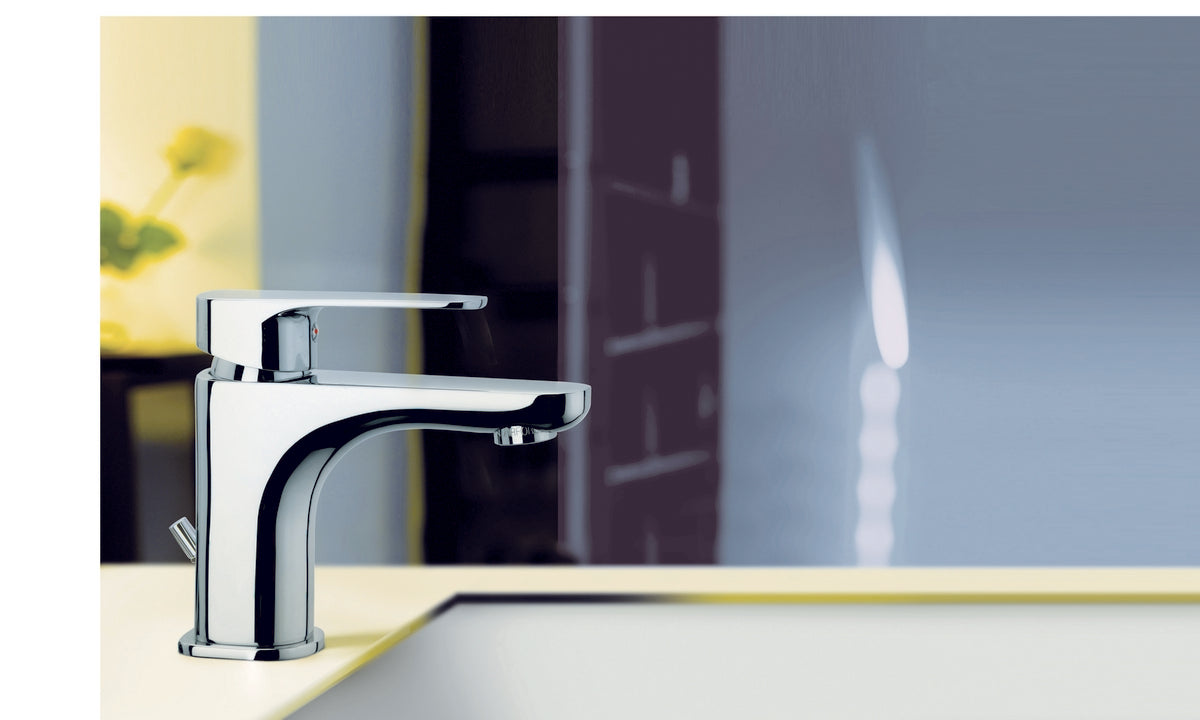 Schicker Waschtischmischer, minimalistisches Design